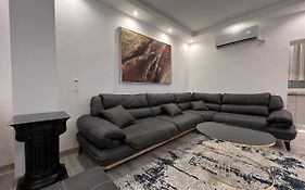 Apartment Tirana On Myslym Shyri
